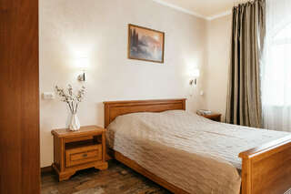 Гостевой дом Мераба Судак Семейный номер с видом на море-14