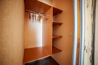 Гостевой дом Мераба Судак Люкс с кроватью размера «king-size» и видом на море-8