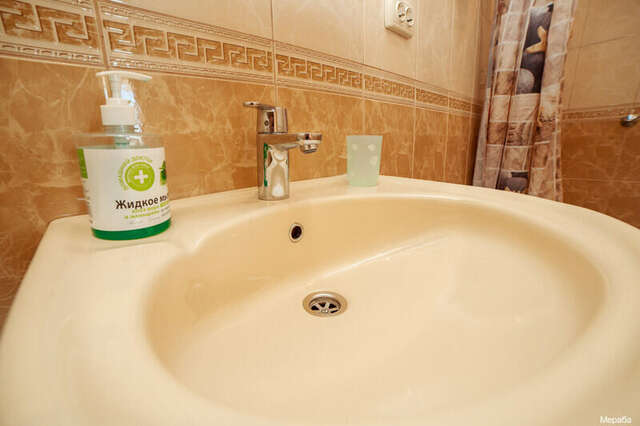 Гостевой дом Мераба Судак-51